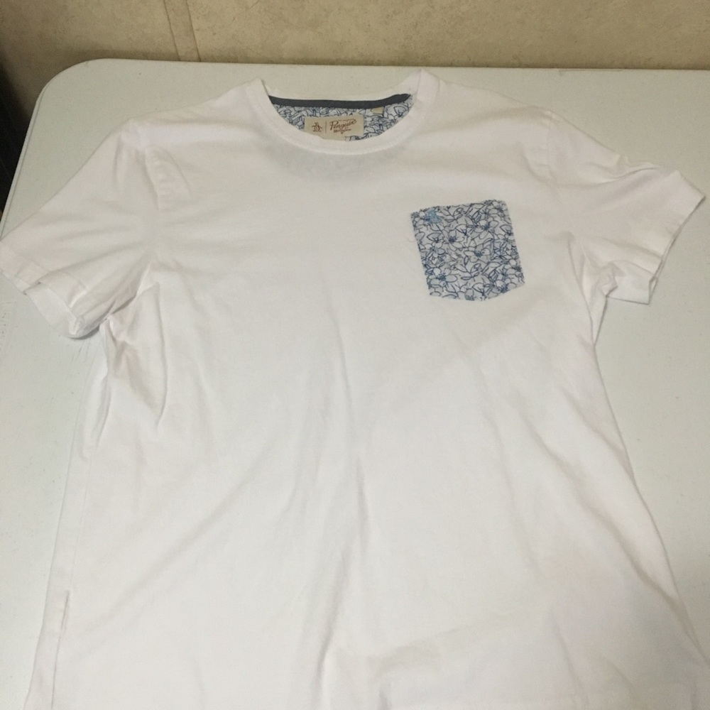 White t shirt (used)